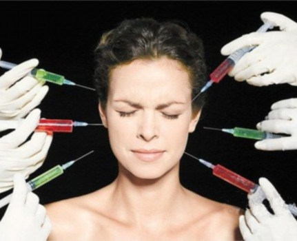 重庆一女子做隆胸手术次日死亡 血的教训告诉