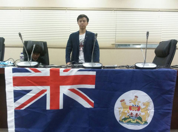 这个香港中学生议会议员是个“港独”