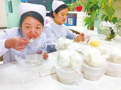 暖心！新乡男子出院后每天给医护人员送免费晚餐