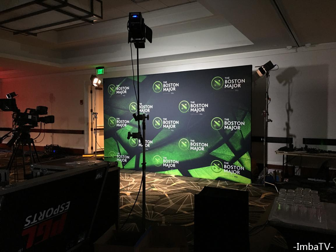 士顿前线第二天:Sccc眼神无辜 VP有冠军相_|波