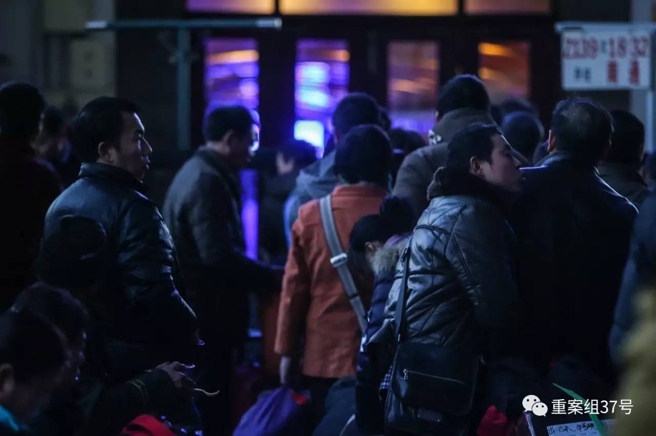 春运反扒警察:隐身人群只为“天下无贼”(图)