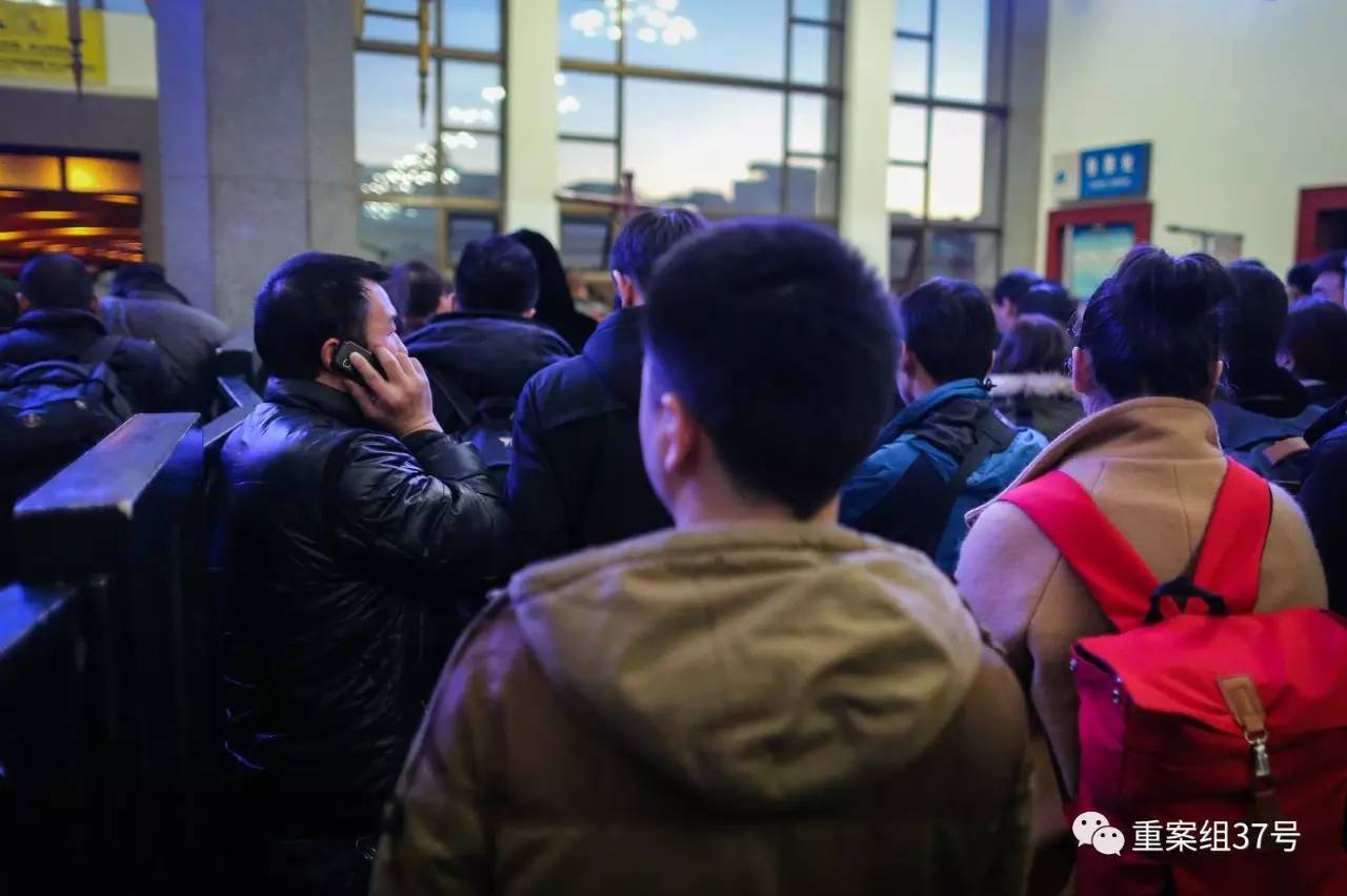 春运反扒警察:隐身人群只为“天下无贼”(图)