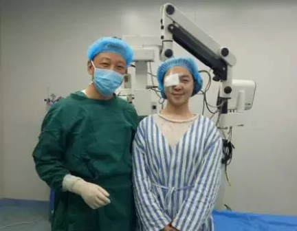 两代人的双眼,共同见证贵阳爱尔眼科ICL近视手术