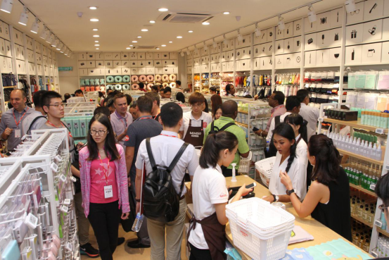 要极致就选它!名创优品以消费者为中心打造产