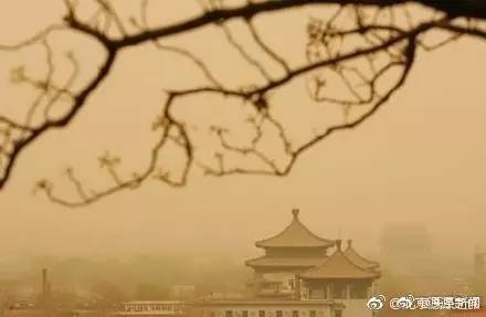 大半个北京PM10破2000 这场沙尘到底是从哪来的？