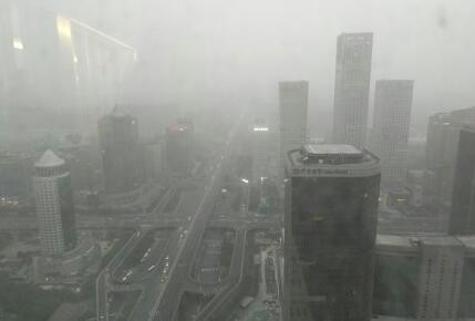 北京沙尘蓝色预警！今天白天有扬沙或浮尘