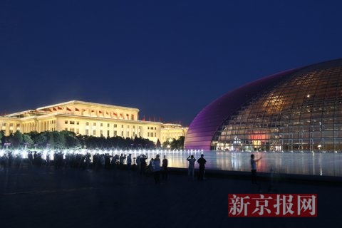 今天起北京启用最高等级景观照明