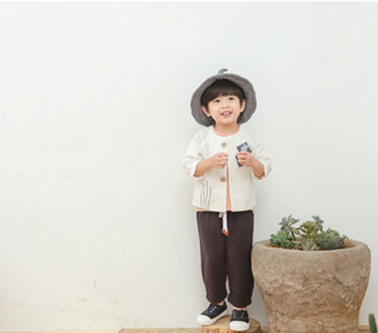 加盟童装哪个牌子好?大宝小宝童装 让孩子穿出