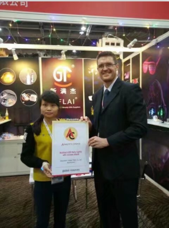 新满杰电子LED铜线灯串产品国际展会(图1)