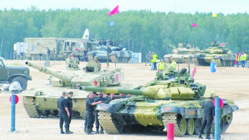 俄媒：96B就位坦克大赛 竞争主要在中俄间展开