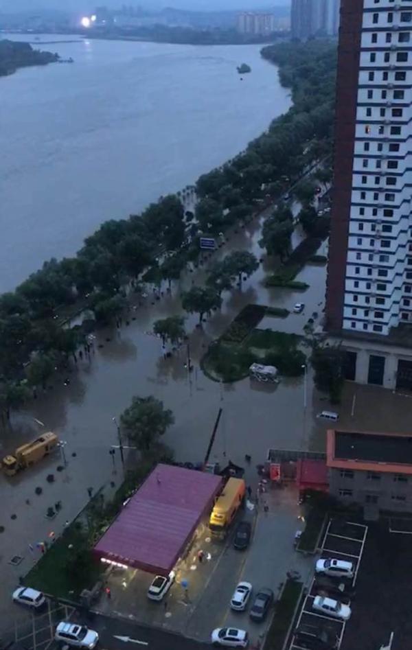 吉林市战洪记：一周抗两场大洪水 22万人转移