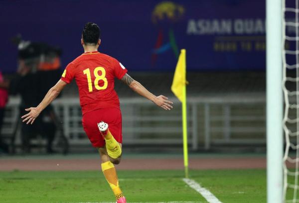 河南人郜林点射绝杀 国足1-0胜乌兹存晋级希望