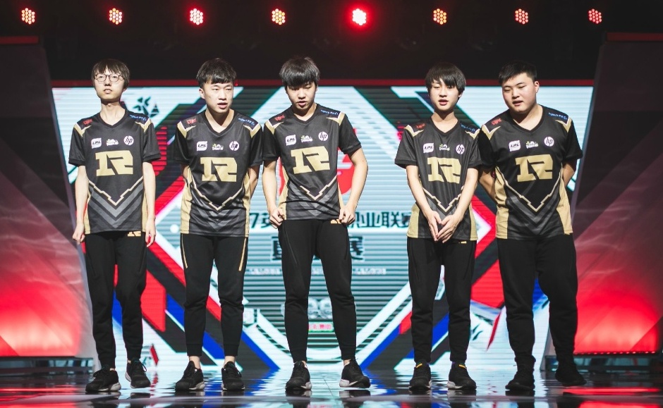 全LPL就Letme能看?代练大神质疑国产上单被