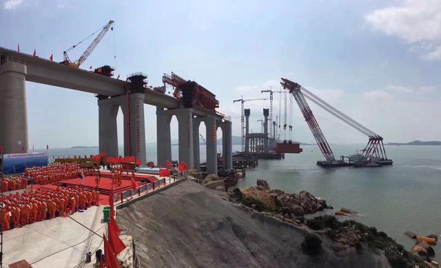 病坚持录制央视《我和我的祖国》,嘹亮歌声从