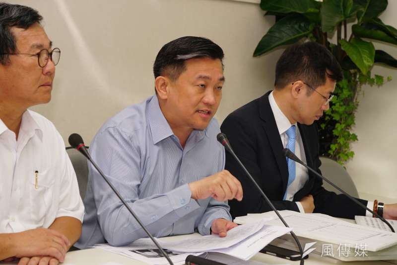 台退役将领参加大陆活动 “绿委”:再参加将问罪