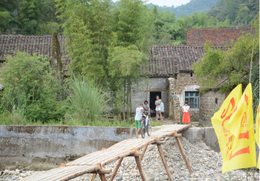 "美丽乡村·最美溪桥—走进德兴市龙头山乡桂湖村