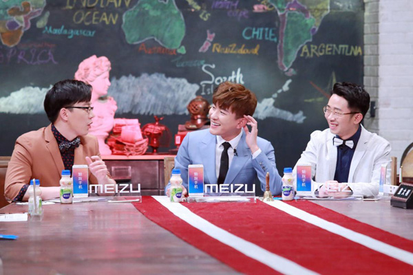 《非正式会谈》:用三阶式操作“以一敌百”