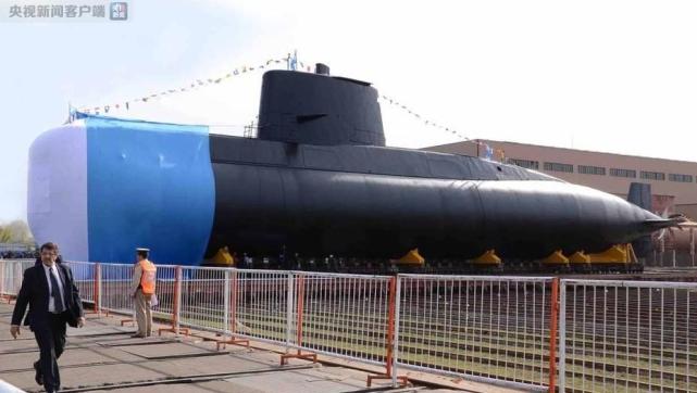 阿根廷海军一艘载有40人的常规潜艇失联