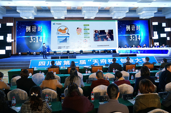 爱游戏体育- 爱游戏官方网站- APP下载户外折叠桌一定要选这种便携式的真的太方便了！