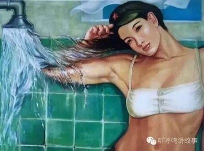 比《芳华》女兵还性感 透明军装包裹无处安放的青春