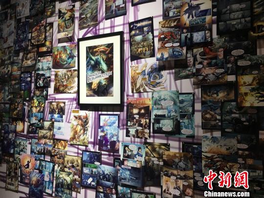 图为当日展出的泽灵动漫作品。 李英摄 图为当日展出的泽灵动漫作品。 李英摄