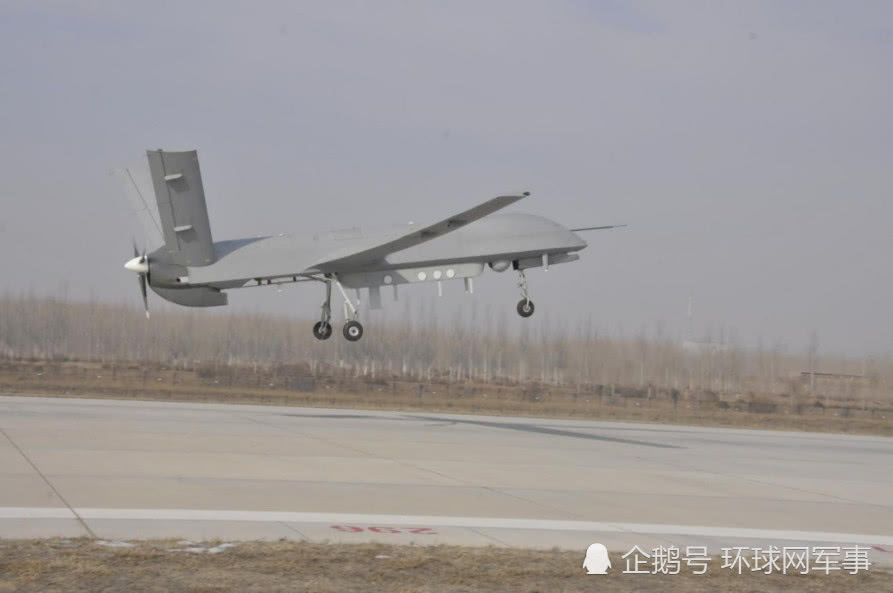 西北一场测试让中国察打一体无人机战力暴增！