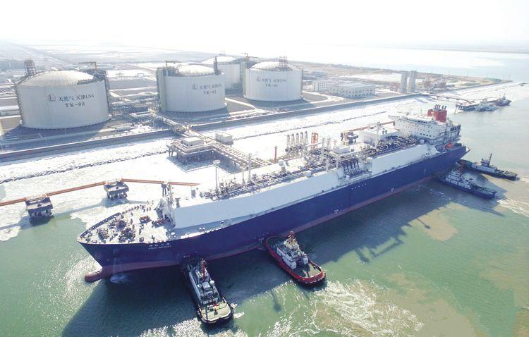 大港港区迎来首艘LNG船舶