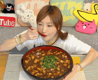 500个饺子6公斤面,这些妹子是真能吃啊