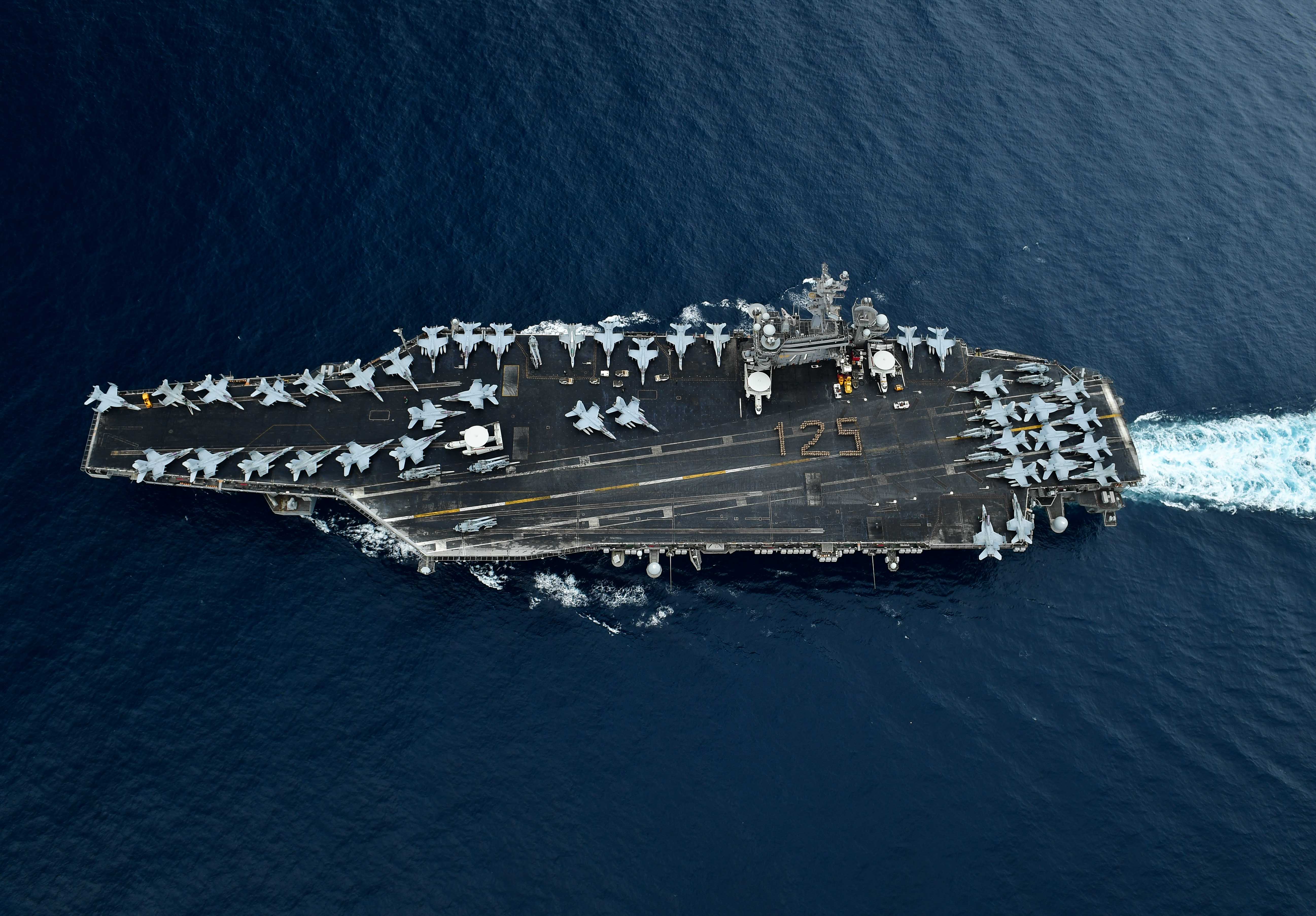 美国海军福特号航母完成海试 将于今年夏天服役