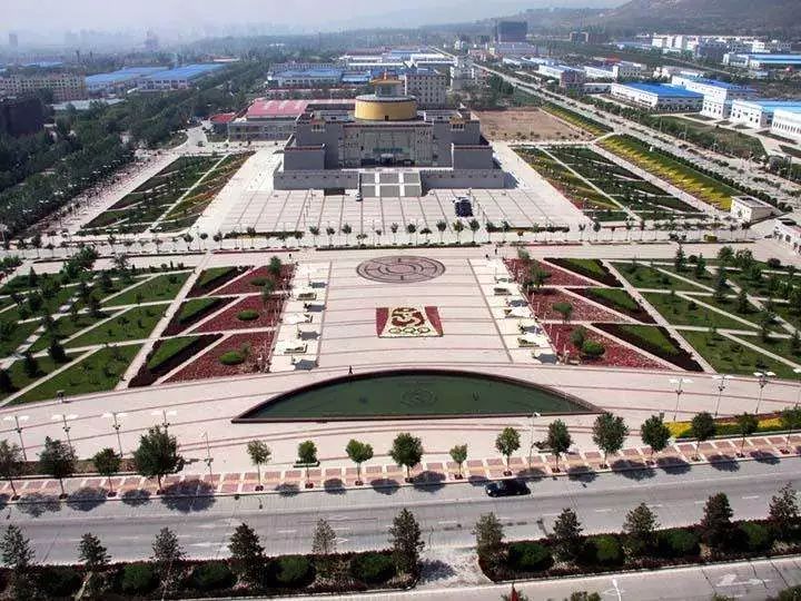 西宁开发区经济总量_西宁火车站
