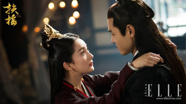 杨幂大女主扶摇上线!不一样的红唇幂来了 杨幂大女主扶摇上线!不一样的红唇幂来了