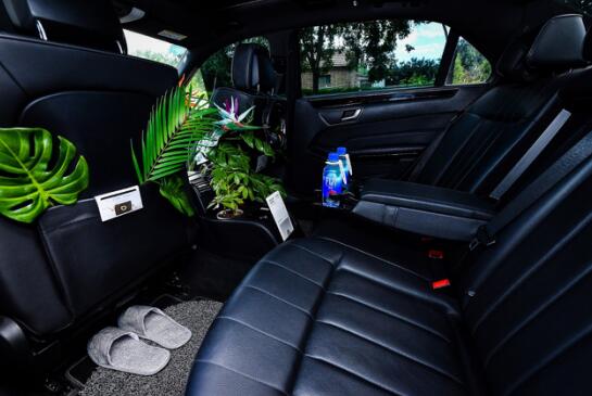 自然体感车北上深圳上路,滴滴豪华车携手斐泉