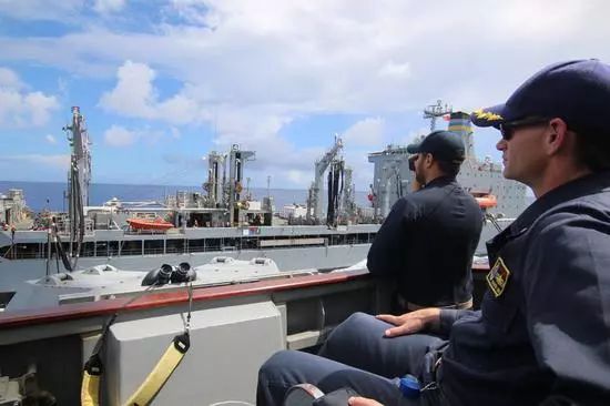美军驱逐舰“绕台湾岛”了吗？
