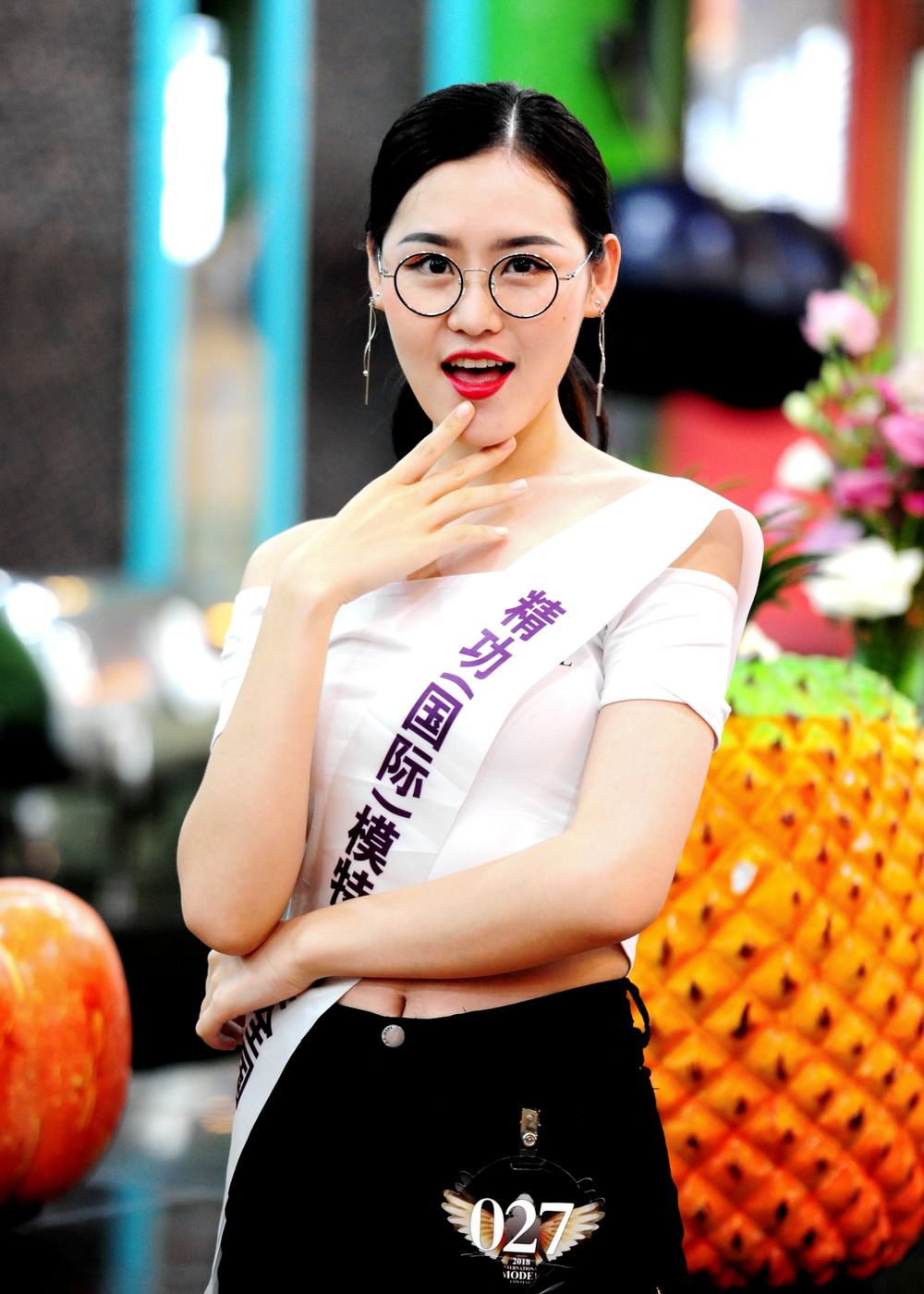 三亚，雨中比基尼