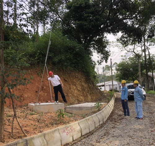 南方电网广东江门鹤山供电局:书记项目助村民