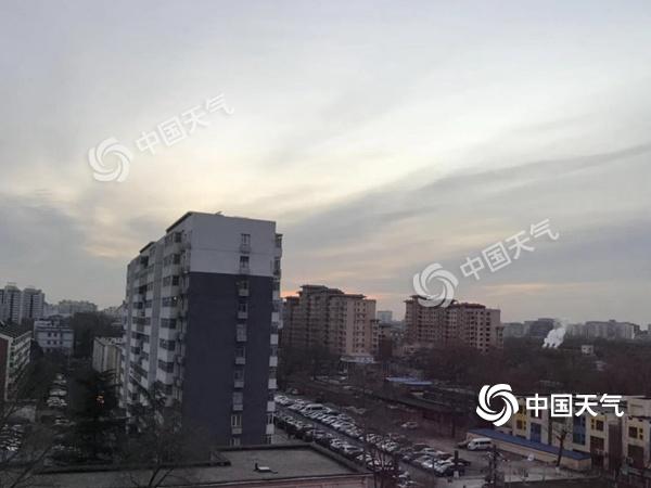 北京持续低温预警今天最高-1℃ 下周初风寒效应显著