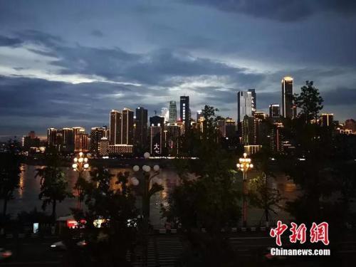 资料图：重庆夜景。