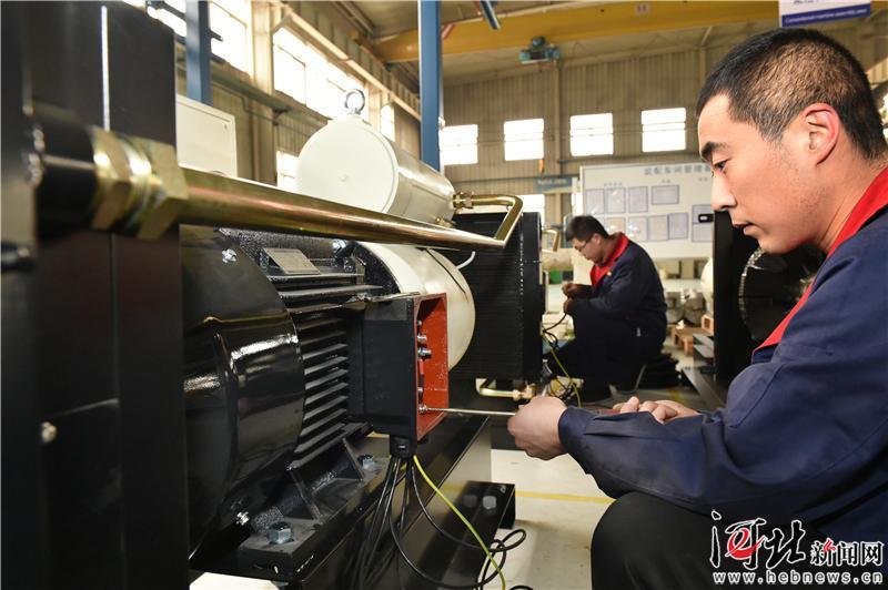 元氏gdp_元氏九中(3)