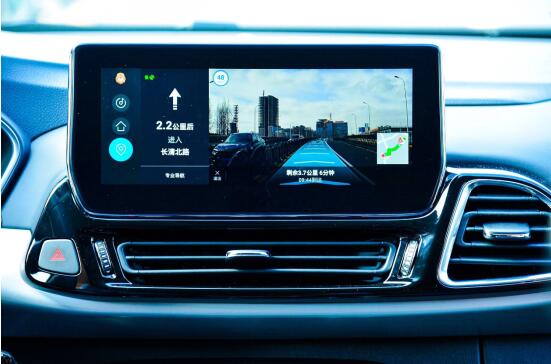 带引导线的AR车载导航见过没?小度车载OS实