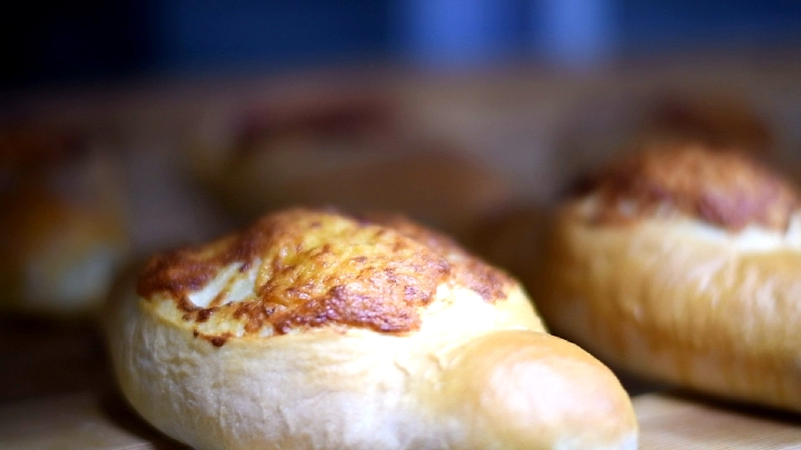 俄罗斯“面包大妈”恋上中国广场舞