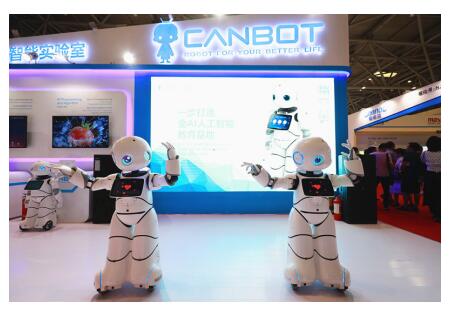 ai教育成教装展新宠,canbot机器人 人工智能实验室缘何脱颖而出