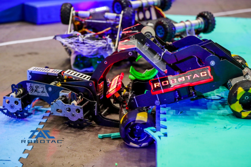 第十八届全国大学生机器人大赛ROBOTAC打响羊城
