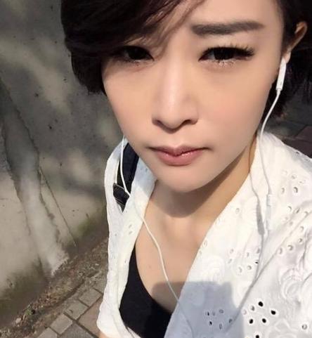 女模水下拍照死亡a视频呛水紧急送医v视频后回视频缓存如何图片