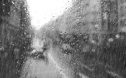 旅行中遇到下雨天 就该这么玩!