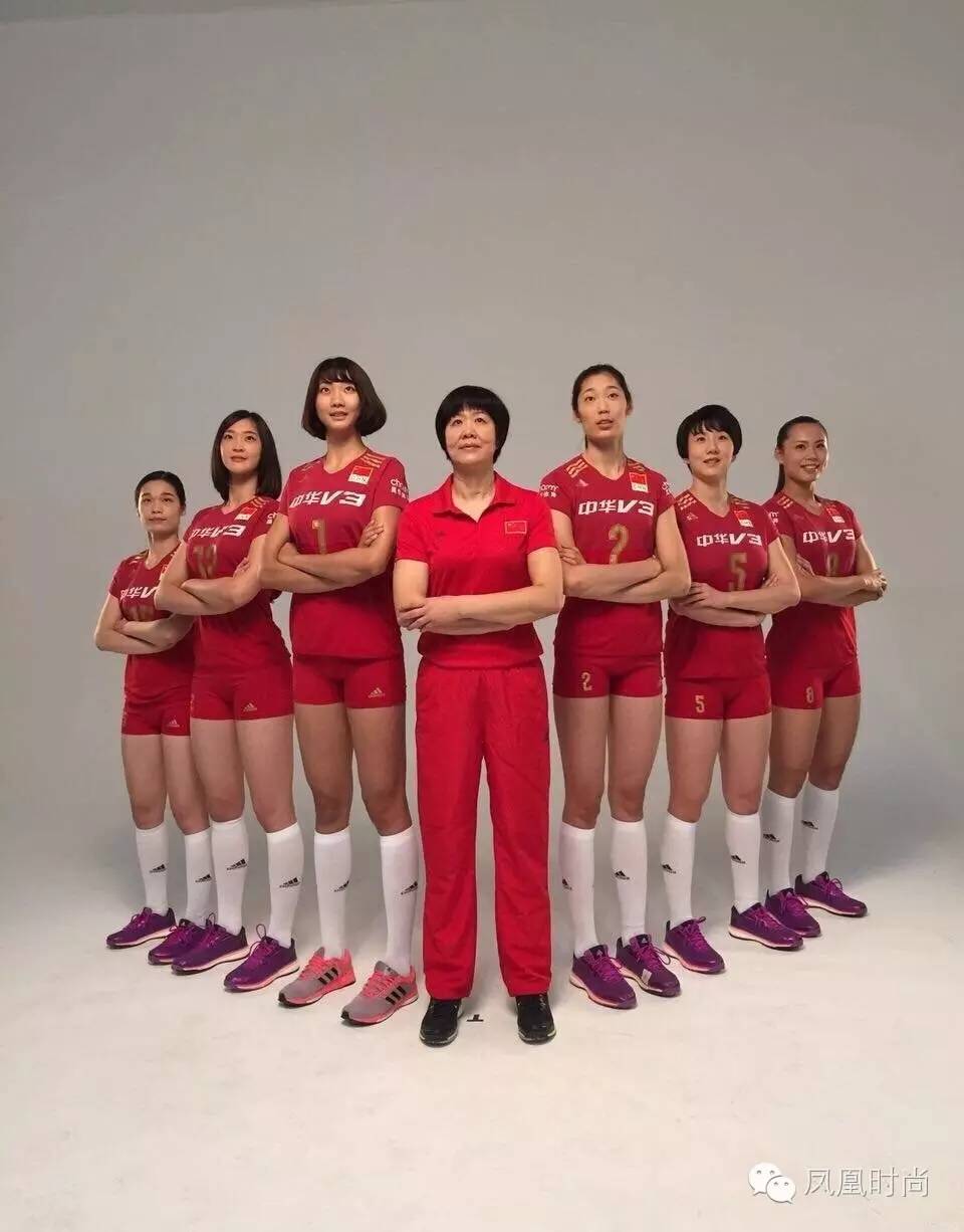 中国女排时隔12年再次问鼎奥运金牌 赢得漂亮