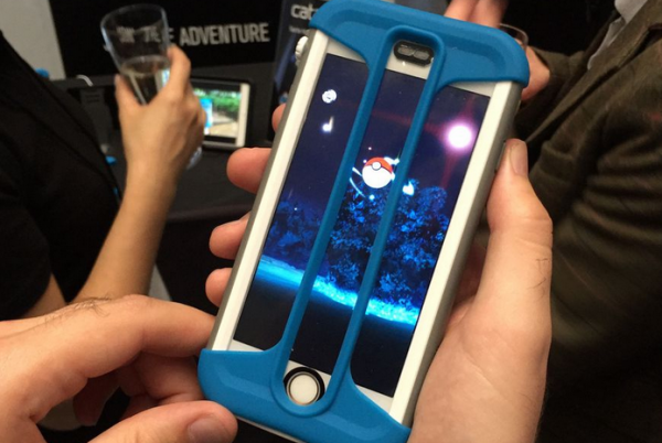 Pokemon Go游戏专用智能手机防水套配件上市