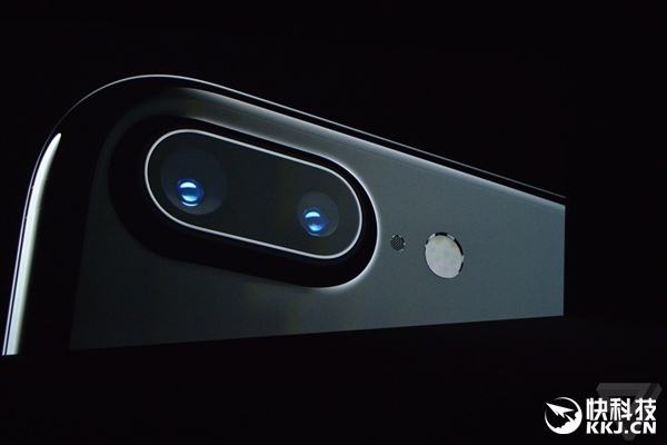 iPhone 7 Plus双摄头解析：吊打安卓机