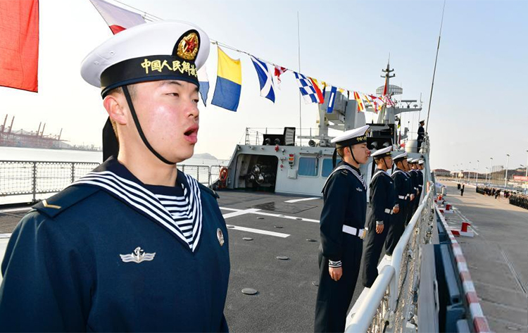 新型导弹护卫舰保定舰、菏泽舰加入海军战斗序列