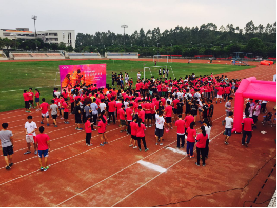 广州高校跑团:超越青春马拉松,成为内心的英雄