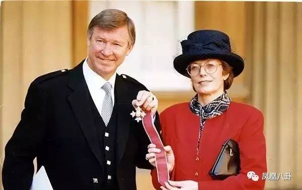 贝克汉姆被曝做慈善一毛不拔,还雇特种兵胁迫妓女